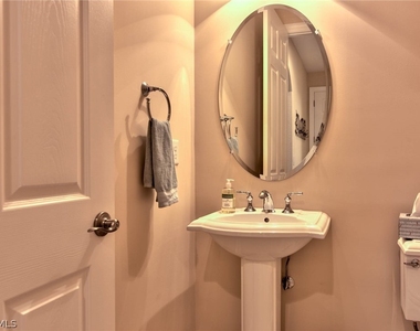 7755 Martino Circle - Photo Thumbnail 20