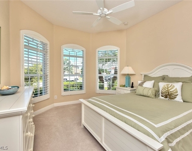 7755 Martino Circle - Photo Thumbnail 16
