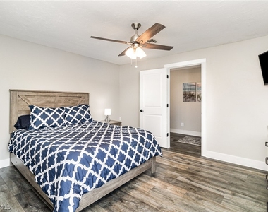 517 98th Avenue N - Photo Thumbnail 19