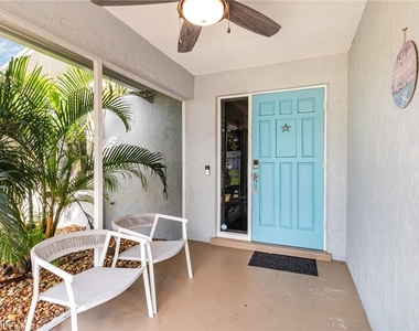 517 98th Avenue N - Photo Thumbnail 3