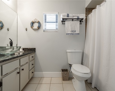 1932 Se 9th Terrace - Photo Thumbnail 30