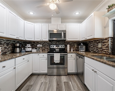1932 Se 9th Terrace - Photo Thumbnail 21