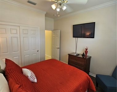 10518 Avila Circle - Photo Thumbnail 19