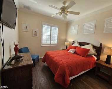 10518 Avila Circle - Photo Thumbnail 44