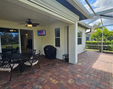 10518 Avila Circle - Photo Thumbnail 8