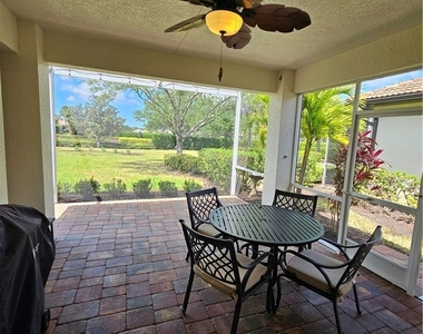 10518 Avila Circle - Photo Thumbnail 5