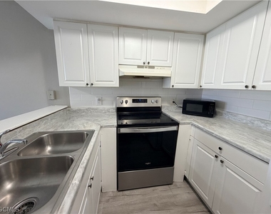 823 Gleason Parkway - Photo Thumbnail 4