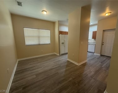 102 Cultural Park Boulevard S - Photo Thumbnail 4
