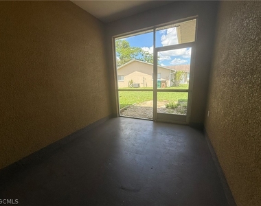 102 Cultural Park Boulevard S - Photo Thumbnail 16