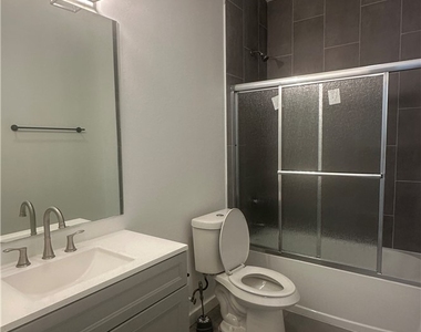 4734 22nd Street Sw - Photo Thumbnail 6