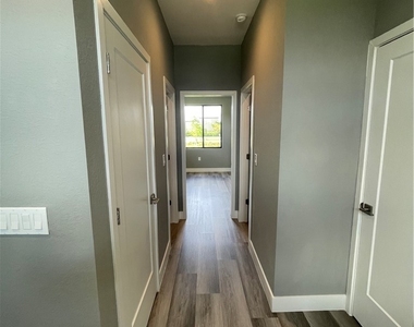 610 Floyd Avenue S - Photo Thumbnail 14