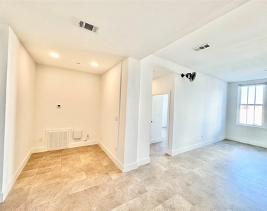 2102 Mechanic Street - Photo Thumbnail 1