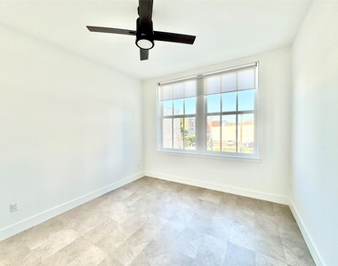 2102 Mechanic Street - Photo Thumbnail 9