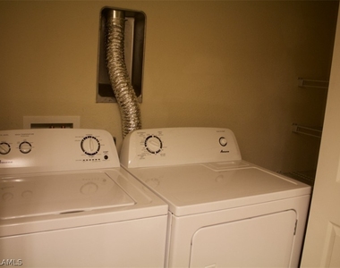 9051 Gervais Circle - Photo Thumbnail 8