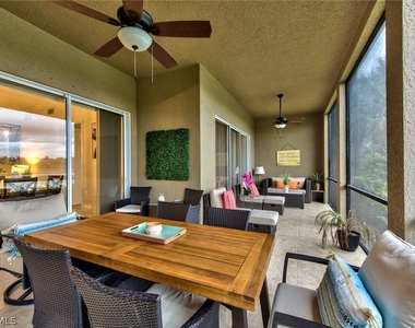 9242 Tesoro Lane - Photo Thumbnail 31
