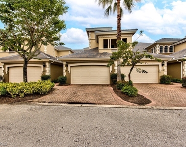 9242 Tesoro Lane - Photo Thumbnail 33