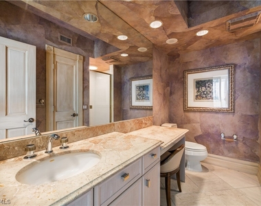 8231 Bay Colony Drive - Photo Thumbnail 24