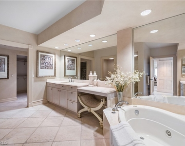 8231 Bay Colony Drive - Photo Thumbnail 19