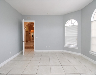 2310 2nd Avenue Se - Photo Thumbnail 9