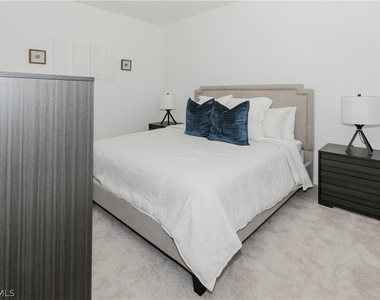 5583 Double Eagle Circle - Photo Thumbnail 17