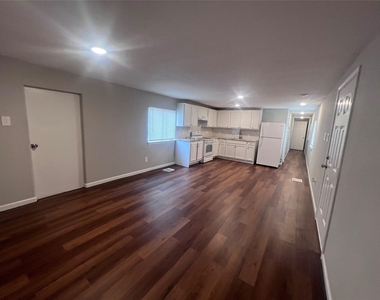 41517 S Brenda Lane - Photo Thumbnail 6
