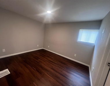 41517 S Brenda Lane - Photo Thumbnail 9
