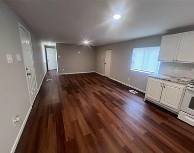 41517 S Brenda Lane - Photo Thumbnail 7