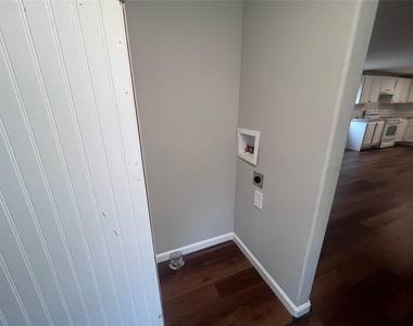 41517 S Brenda Lane - Photo Thumbnail 8