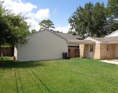 11815 Gardenglen Drive - Photo Thumbnail 11