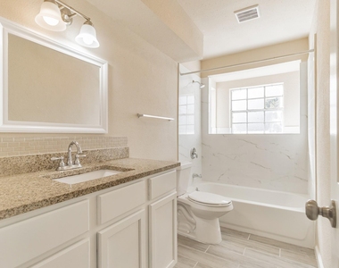 6815 Beachwood Street - Photo Thumbnail 12