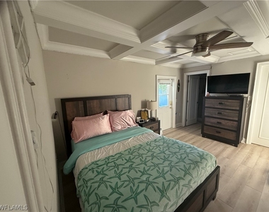 27650 Imperial Shores Boulevard - Photo Thumbnail 5