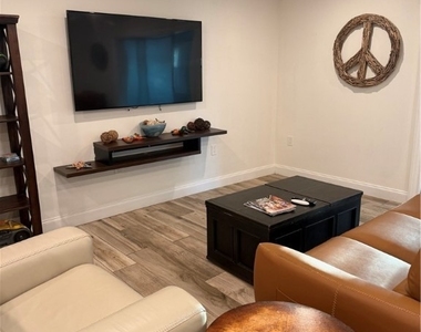 27650 Imperial Shores Boulevard - Photo Thumbnail 12