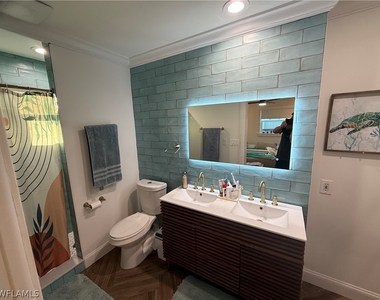 27650 Imperial Shores Boulevard - Photo Thumbnail 8
