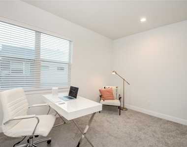2717 Eado Grove Lane - Photo Thumbnail 20