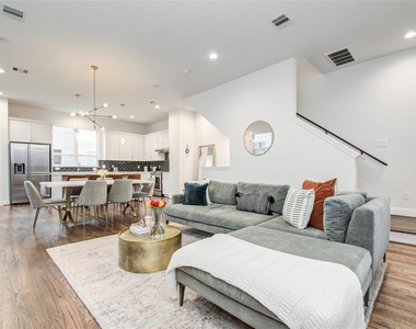 2717 Eado Grove Lane - Photo Thumbnail 16