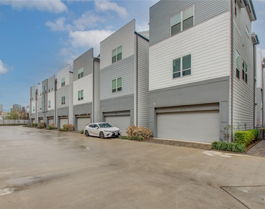 2717 Eado Grove Lane - Photo Thumbnail 28