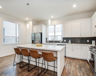 2717 Eado Grove Lane - Photo Thumbnail 1