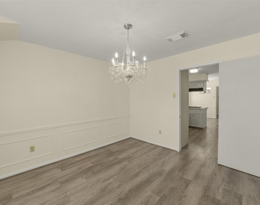 7818 Kleingreen Lane - Photo Thumbnail 23