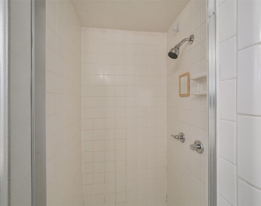 7818 Kleingreen Lane - Photo Thumbnail 37