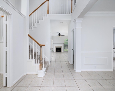 107 N Sunny Slope Circle - Photo Thumbnail 2
