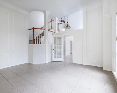107 N Sunny Slope Circle - Photo Thumbnail 6
