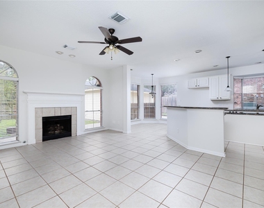 107 N Sunny Slope Circle - Photo Thumbnail 8