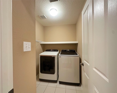 59 N Flickering Sun Circle - Photo Thumbnail 22