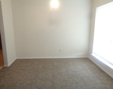 8402 Lone Bridge Lane - Photo Thumbnail 3