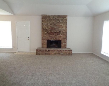 8402 Lone Bridge Lane - Photo Thumbnail 5