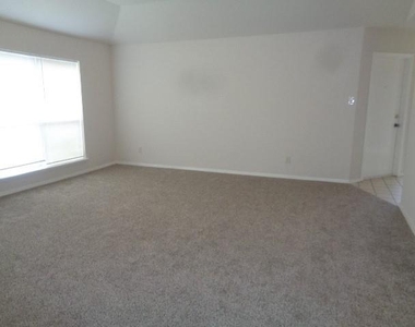 8402 Lone Bridge Lane - Photo Thumbnail 4