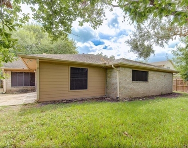 10727 Sagewillow Lane - Photo Thumbnail 7