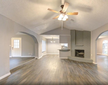 10727 Sagewillow Lane - Photo Thumbnail 16