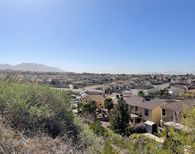 7312 Camino Del Sol - Photo Thumbnail 23