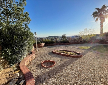 7312 Camino Del Sol - Photo Thumbnail 24